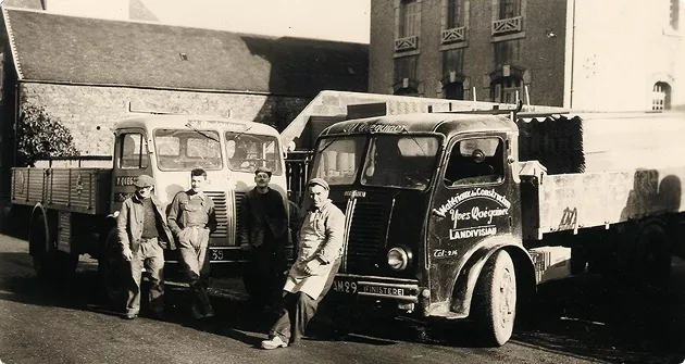 camion queguiner materiaux ancien